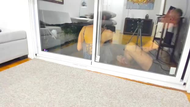 monikfree 19-07-2024 kissing Couples