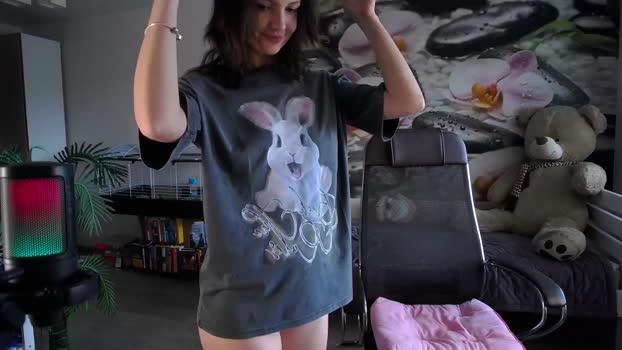 jennycutey 21-07-2024 sucktits Females