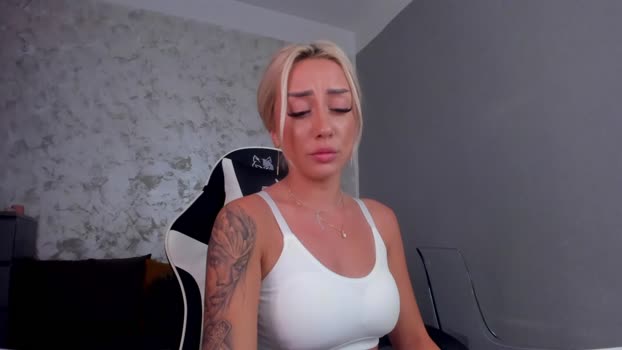 xjelly_pie 30-07-2024 lickpussy Females