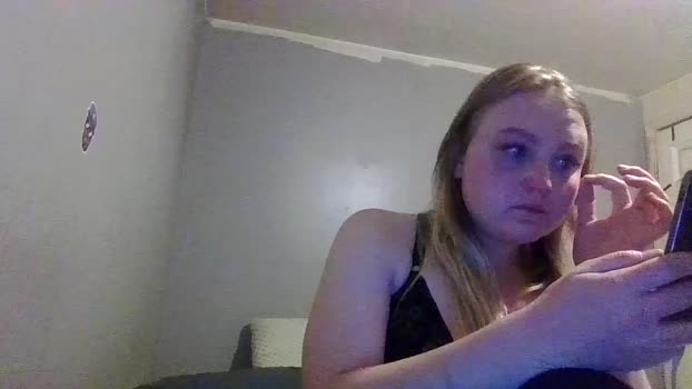phatassblond 04-08-2024 deep Females