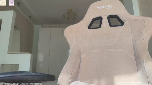 honey_sunshine 13-08-2024 suckcock Females