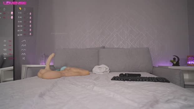 jeangreybianca 21-08-2024 sex Females