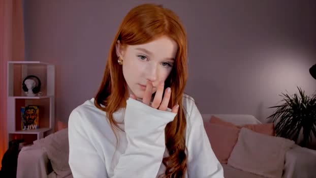 leahsthetics 27-08-2024 lovense Females