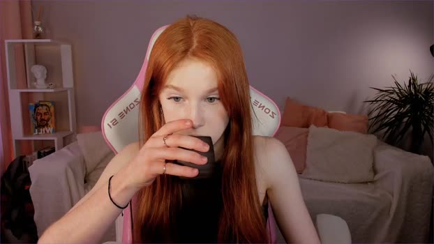 leahsthetics 24-09-2024 play Females