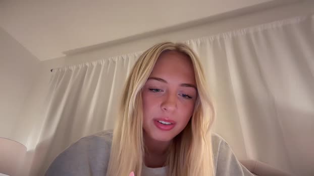 kittynoirx 02-10-2024 sucktits Female