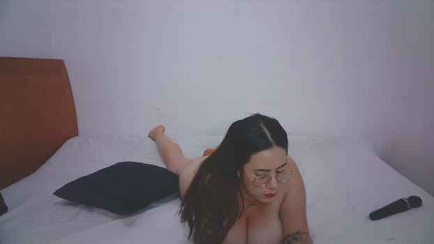 sofi_zeus 02-10-2024 spanking Couple