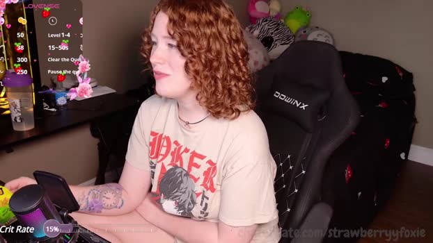 strawberryyfoxie 03-10-2024 Ass Female