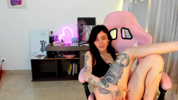 tattoed_bunny9 04-10-2024 playtime Female
