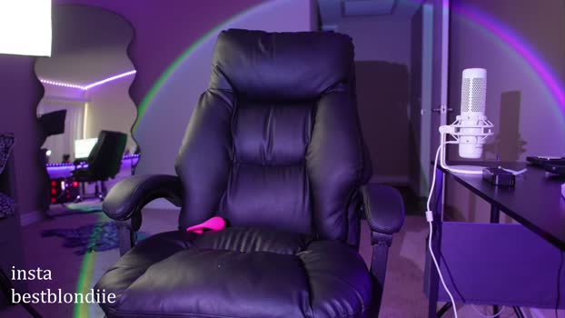bestblondiiecb 06-10-2024 hard Female