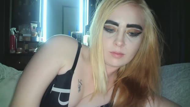 haileyakuma69 13-10-2024 sexy Couple
