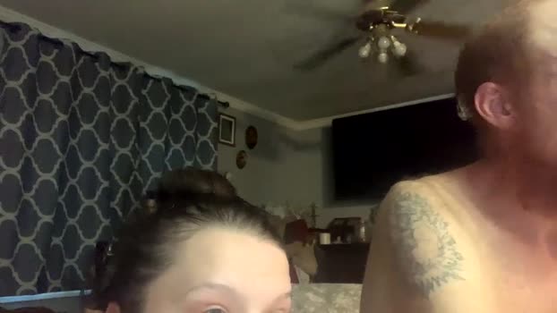 x7i3zuvfcwxym8naezgb 14-10-2024 wet Couple