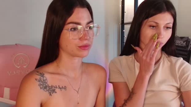 barrely_legal 15-10-2024 Topless Couple