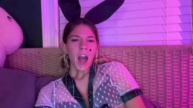 oliviahansleyy 15-10-2024 sexy Female