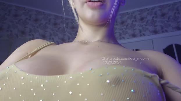 lesi_moonie 20-10-2024 lick Female
