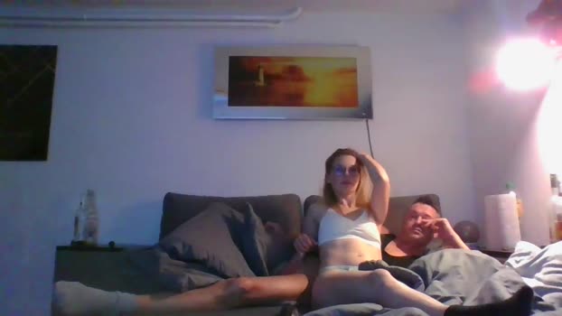 blondie_2739 23-10-2024 jerkoff Couple
