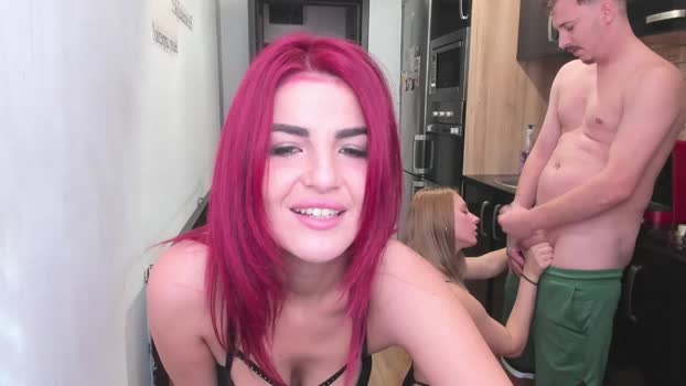 aly_alyce 25-10-2024 spank Couple