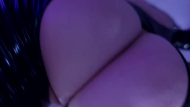finleyfae 25-10-2024 sucktits Female