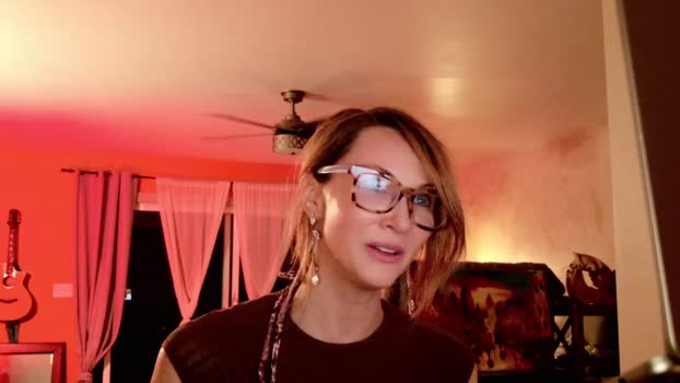 kaileeshy 26-10-2024 beauty Female
