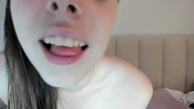 hellybieber 26-10-2024 deepthroa Female