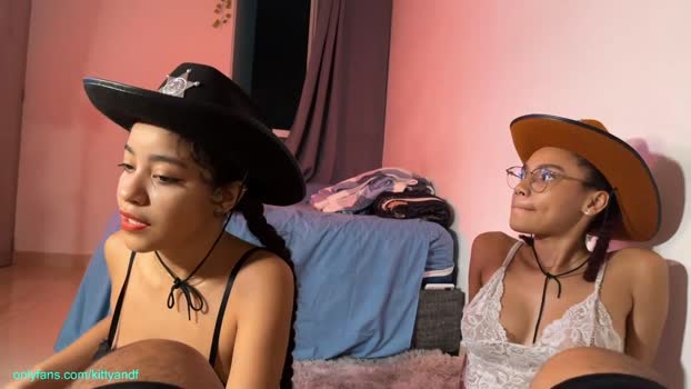 kittyand 28-10-2024 tits Couple