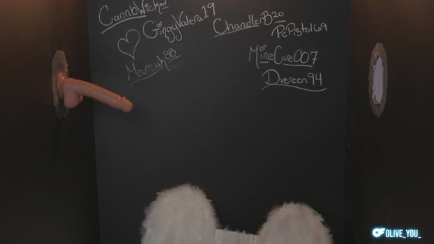 olive_you_ 28-10-2024 Show Couple