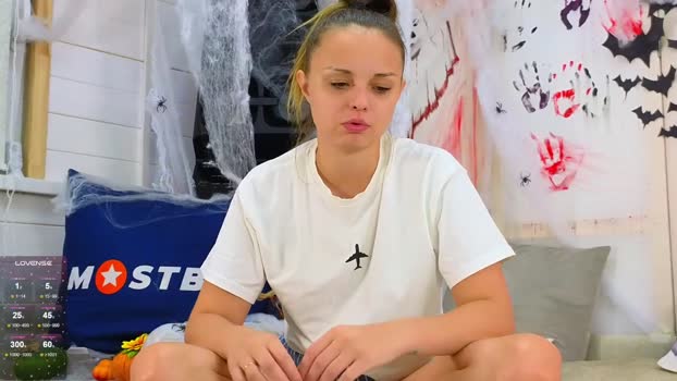misss_viki 28-10-2024 Wet Female