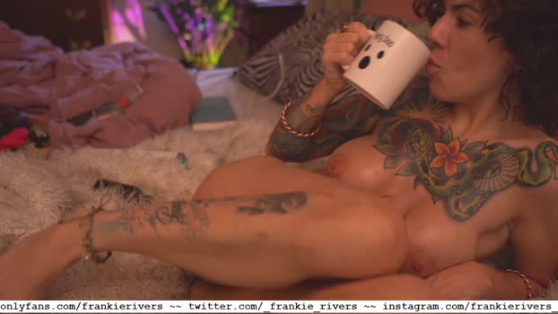 _frankie_rivers 30-10-2024 sexybody Female