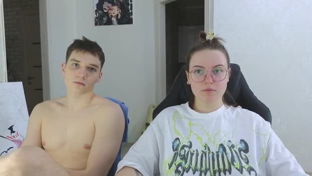 cute_junk 08-11-2024 yummy Couple