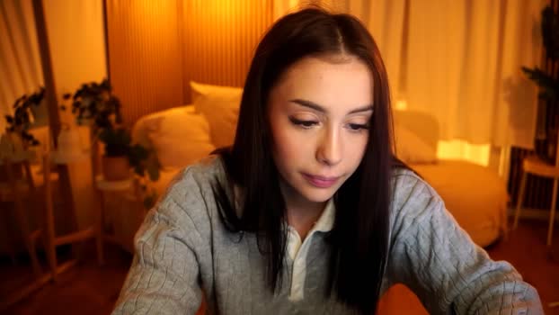 approved_18 15-11-2024 sexygirl Female