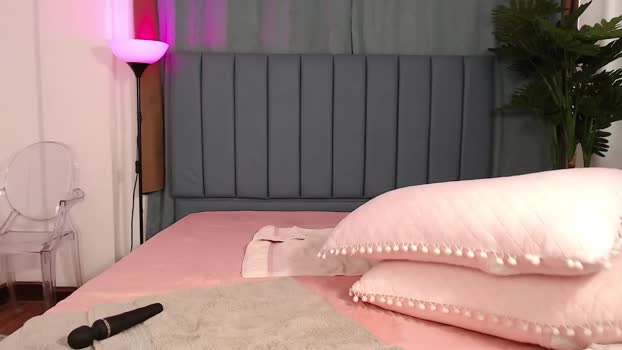 skytime96 15-11-2024 horny Female