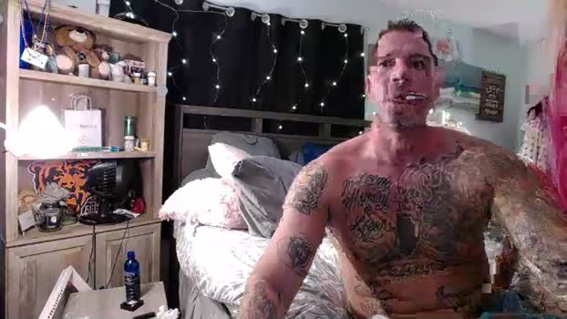 lolaisfamous 17-11-2024 boobs Couple
