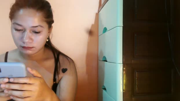 rub907356 17-11-2024 Ass Female
