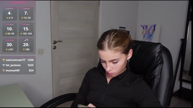 abby_laker 17-11-2024 sexy Female
