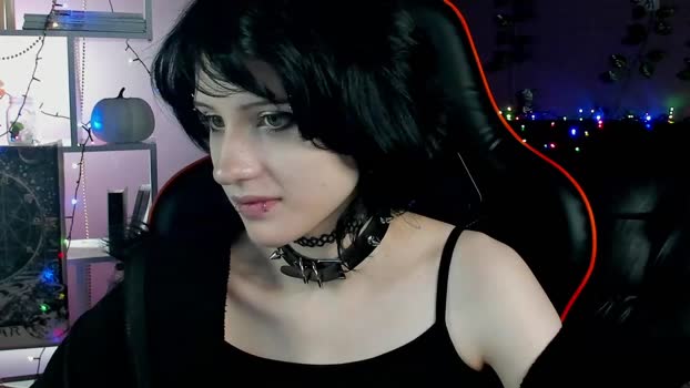 dark_vamp_ 18-11-2024 bigass Female