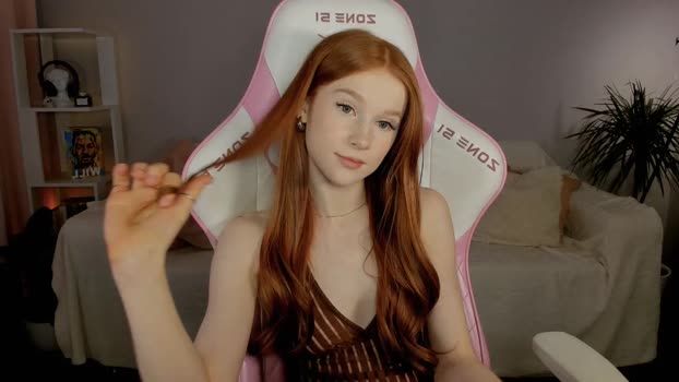 leahsthetics 25-11-2024 kinky Female