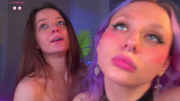 nikkisilk 24-11-2024 boobs Couple