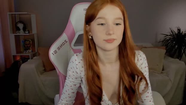 leahsthetics 25-11-2024 ass Female