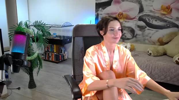 jennycutey 01-12-2024 kissing Female