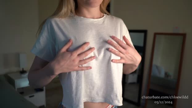 chloewildd 03-12-2024 sex Female