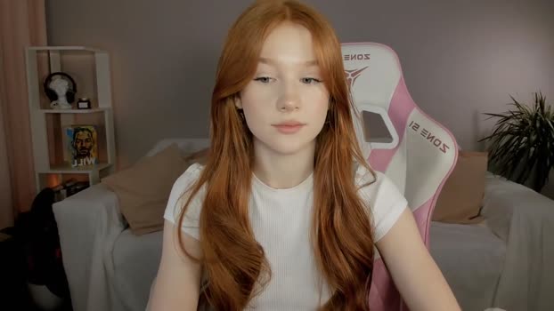 leahsthetics 03-12-2024 bigass Female
