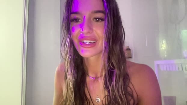 peachy_paige 03-12-2024 wet Female