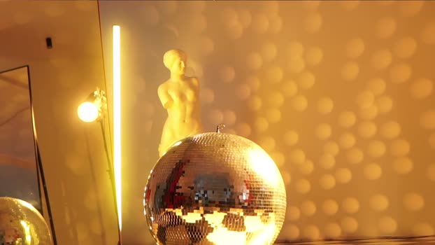 _meganmeow_ 04-12-2024 striptease Female