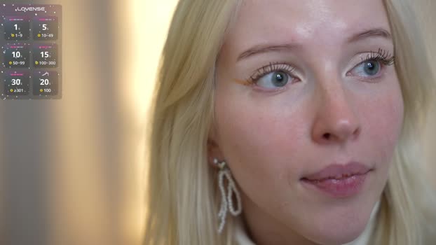 my_stella 04-12-2024 beauty Female