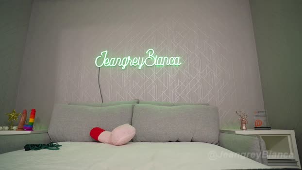 jeangreybianca 05-12-2024 skinny Female