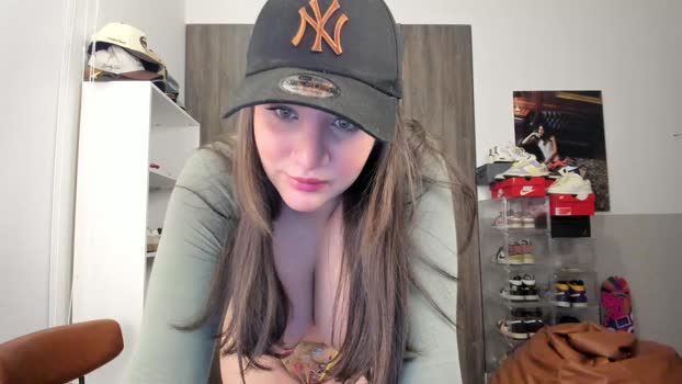 lindabluee 12-12-2024 wet Female