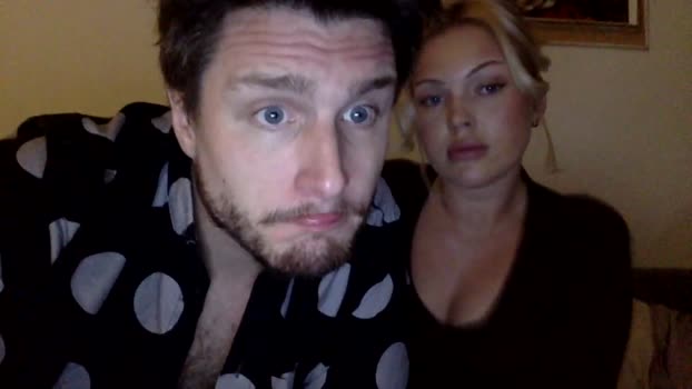 hugeswedishviking 13-12-2024 strip Couple
