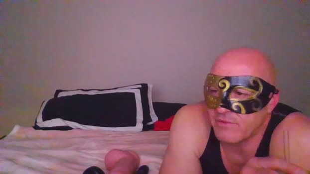 sdbeachfreaks 14-12-2024 striptease Couple