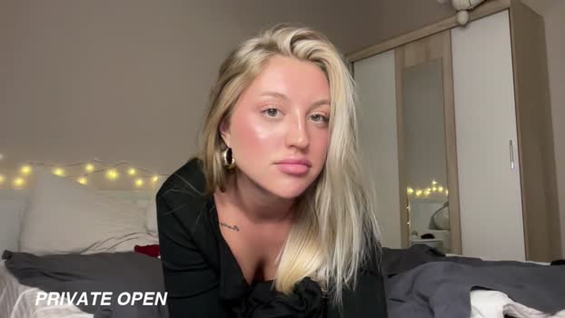 skyffi 13-12-2024 ass Couple