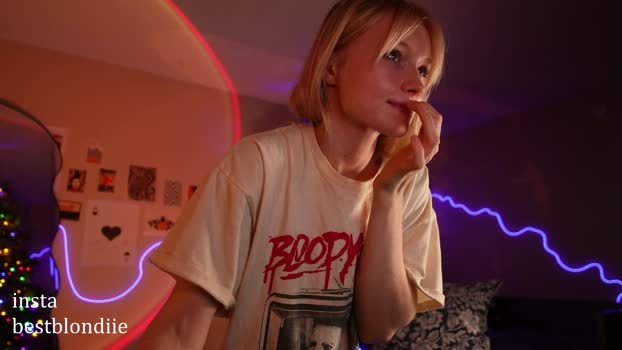bestblondiiecb 19-12-2024 fuckme Female