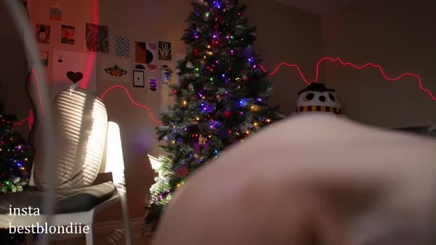 bestblondiiecb 20-12-2024 fingering Female